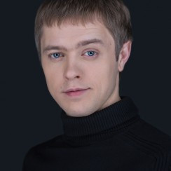 Денис Мохов