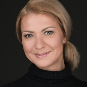 Ксения Микова